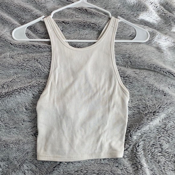 Halter Top - Picture 1 of 2